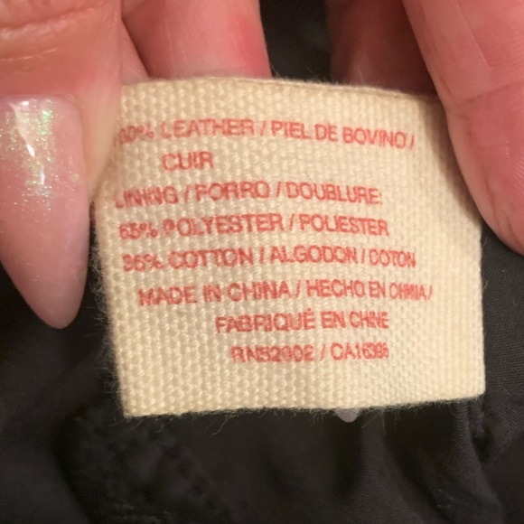 Lucky 🍀 brand black hobo bag with silver rivets euc - Picture 9 of 10